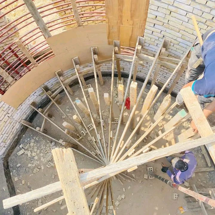 السلام عليكم نجار قالب متفرغ  حاليآ لعمل الرباطات والسقوف والدنك ***********
