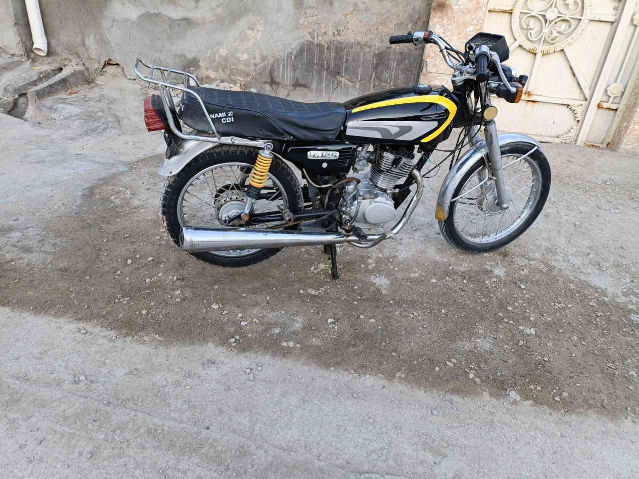 دراجه اورااق اصولي لا تبخير لا تنقيص لا صوت محرك خير من لله لمحرك مديل 23 ولشاصي 14   500وبيها مجال مكاني شطره ***********
