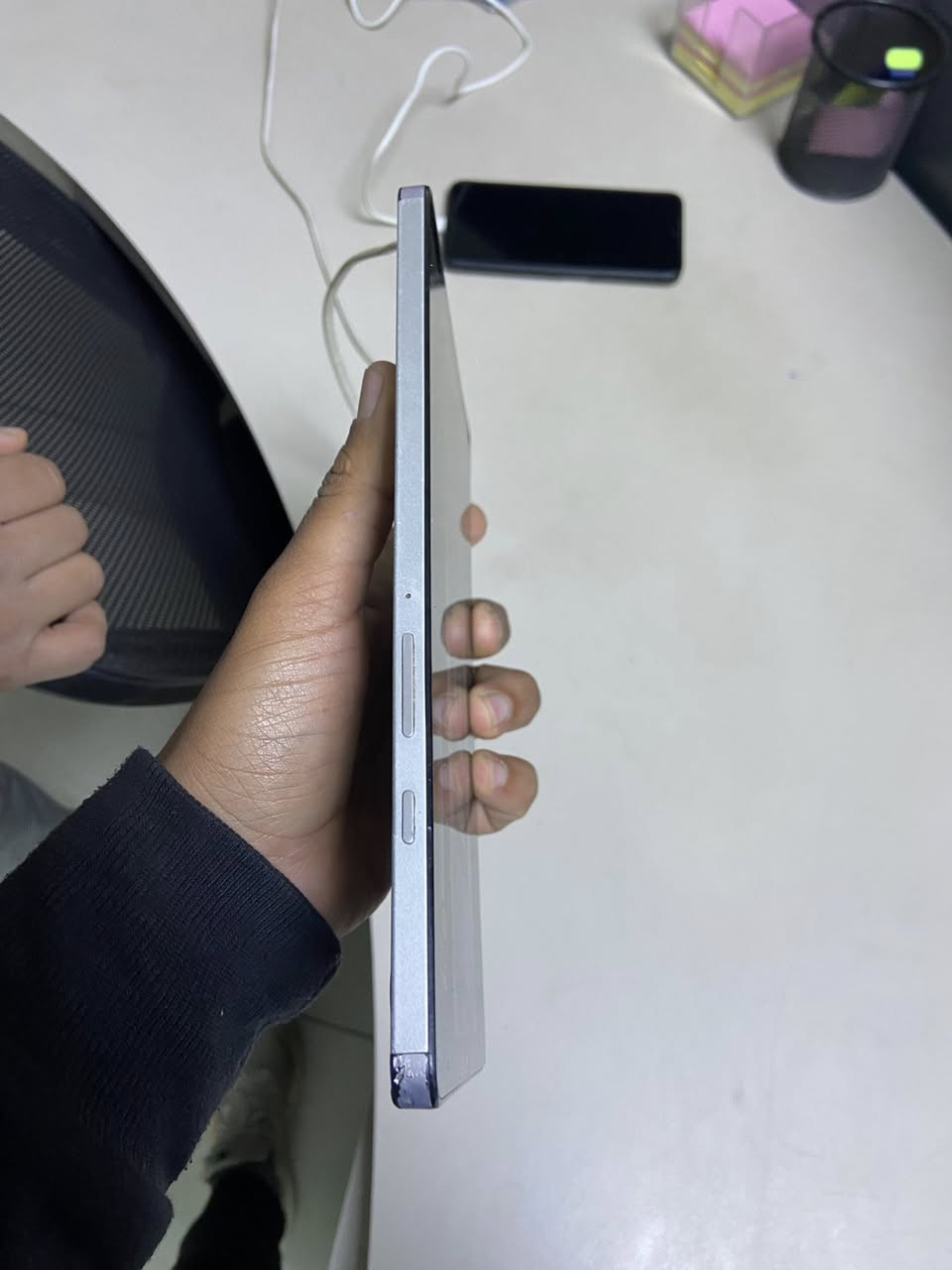 سامسونك تاب A9
ذاكره 64 
ببجي 60
السعر 125
مكان بغداد البنوك
***********
