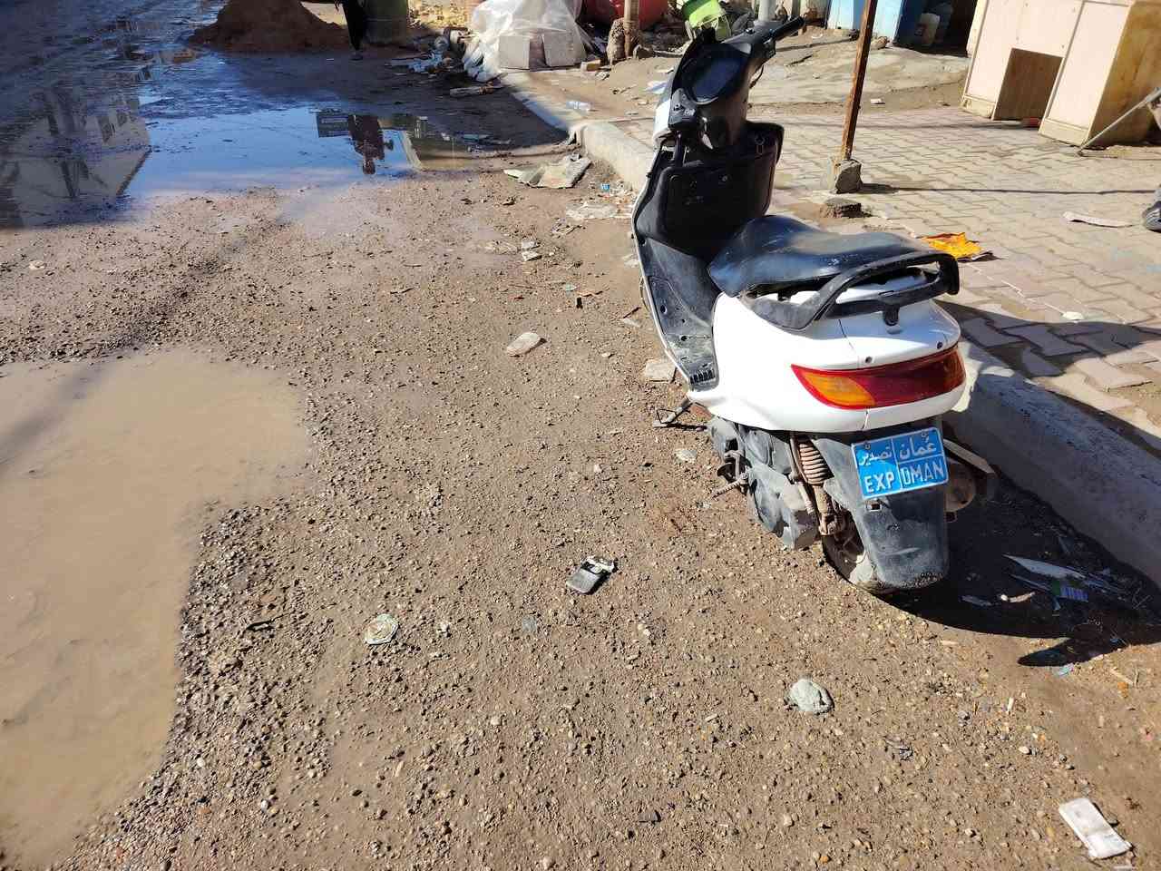 السلام عليكم شباب
دراجه فراشه للبيع نضيفه ما مفتوحه

عوزه بس باتري ***********
السعر 350
