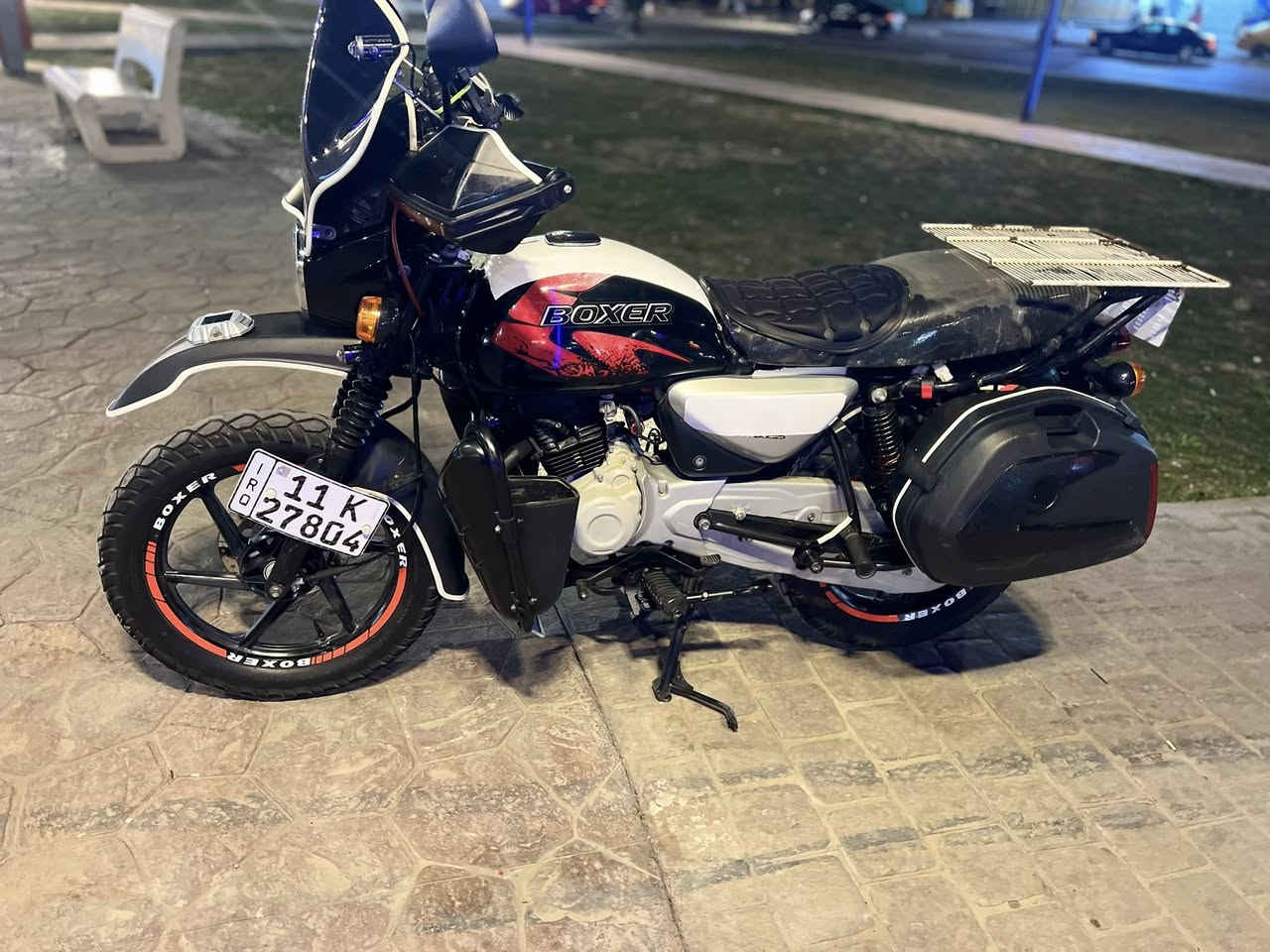 السلام عليكم (الميشتري ليتعبني ) بوكسر 2021 شهر 11 يوم 27 طالعه بل 22امرقم بغداد اباسمي الدراجه اول مشتريتهه انحجزت سنتين او طلعتهه قبل 8 اشهر دراجهه كلش نضيفه ماشيه 26الف تعبان عليهه بلغراض شادلهه جنطط او الجنط مطو عليهن نشرات خلفيهه او بلجنط مشدود عليهن سماعات تيربوو اقوه شي او عليهه زوج عنبار اكلج او عنبار ابريك او عليهه منضومه تشغيل عن بعد او بصمات اثنين او عليهه زنون 4H كلش قوي او منضومه زنون خارجي او مصدات او ادروعه او جانات اناميهه او اشاير لد كلش قويات  او هورنات سيدان تفصيخ او باتري ابو الشاشه وهواي كماليات الدراجه اهواي متعوب عليهه او امجفته مره وحده تجفيت شركه شرط المحرك اخرس

لتگلي اشبيهه مابيهه مكاني بغداد الشعب ممتواجد فيسبوك ***********
