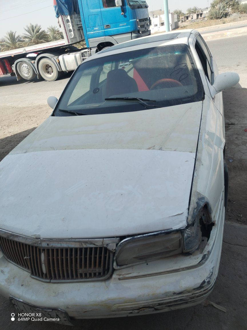 سلام عليكم فورد رقم كركوك محرك وكير أفلون السياره حلوه تريد تحويل تريد وكاله السعر ١٣ وبيه مجال خابر وتدلل ***********
