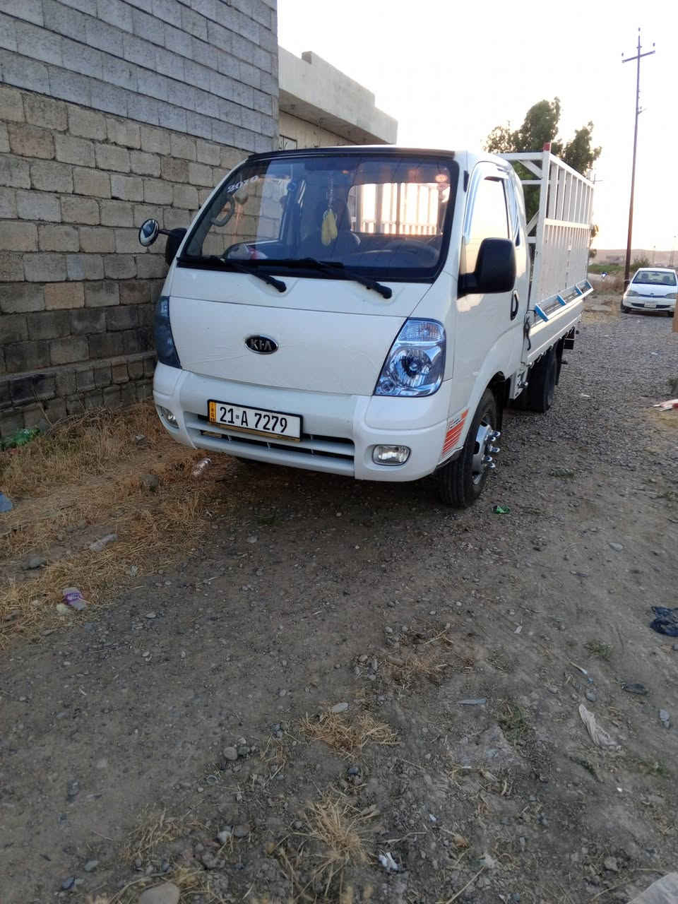 كيه فحل 4000 
موديل 2010
سنويه إلى 2031
شرط التحويل للبيع المكان الحويجة 
أي استفسار ***********
