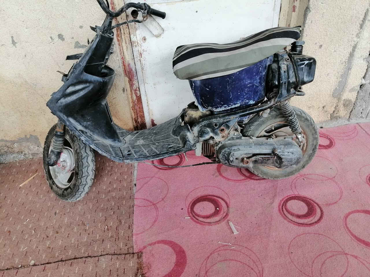 السلام عليكم عندي دراجه وغسالة وماطور ماء ولفتين اوزيكام اللستفسار *********** بي واتساب
