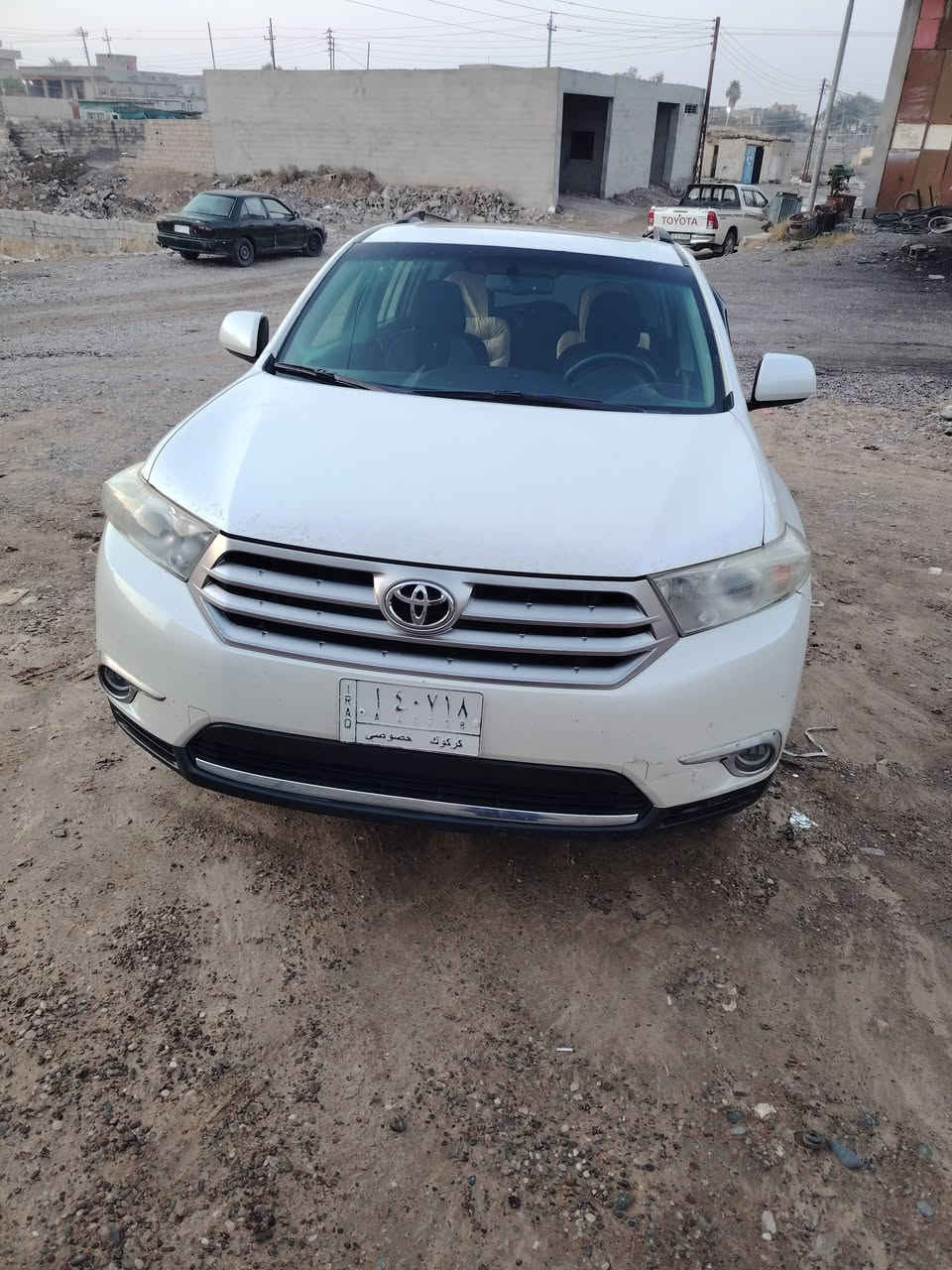 تويوتا هايلندر
موديل 2012 
سعة المحرك 3500
وارد امريكي بيها تبديل جاملغ امامي شركه بدون دواخل الباقي بالشرط
اللون ابيض 
عدد المقاعد 7 
تحكم ستيرن
مثبت سرعة
شاشة اعطال 
كامرة خلفية
تبريد 3 قطع  

‭***********
السعر 190ورقه بيها مجال
