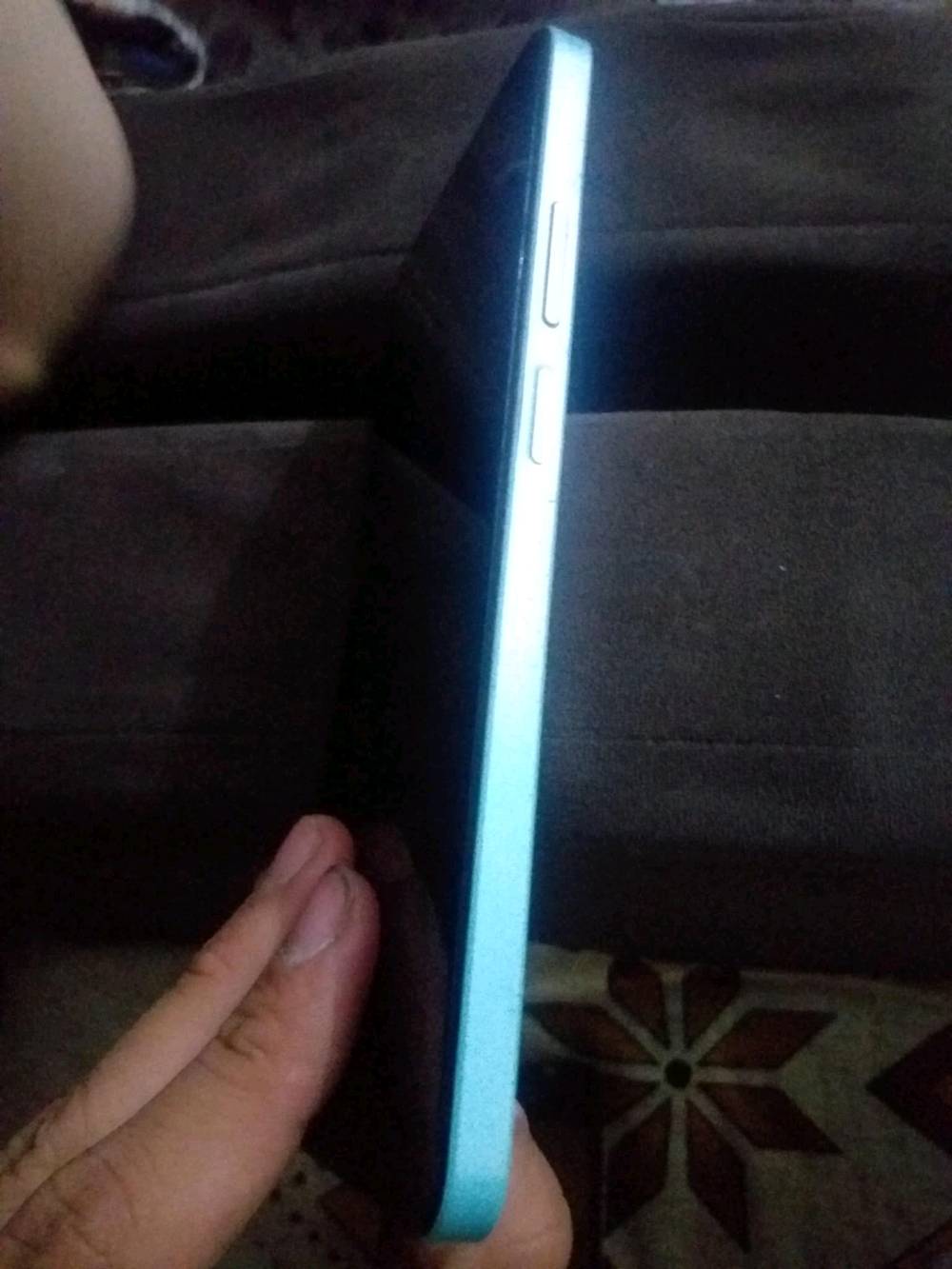 جهاز ريلمي سي 51 ( realme c51 ) مستعمل بي كسر بسيط مامئثر على عمله