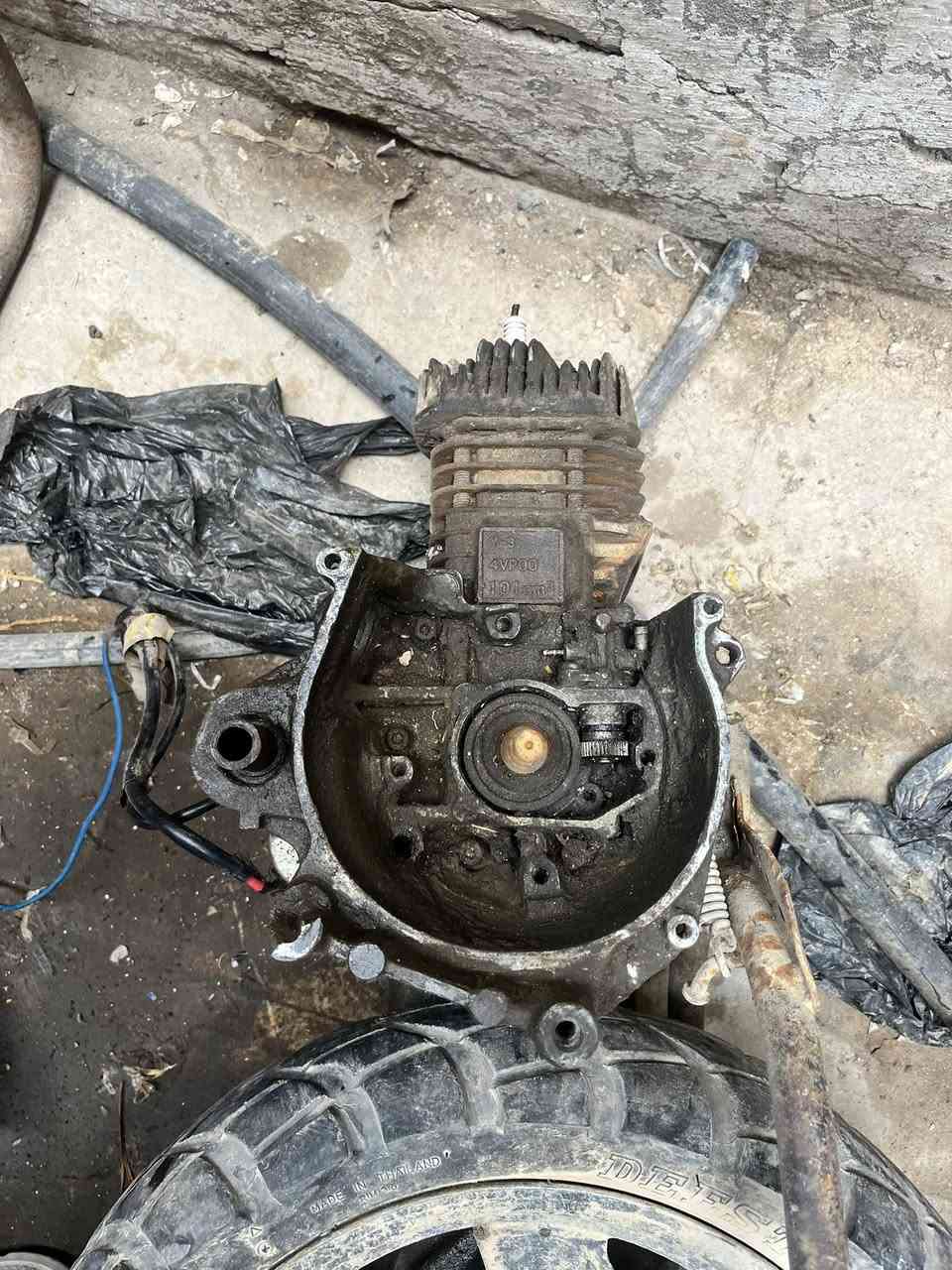 مكينه اكزز شغاله بسببها صوت يمكن راجز السلف قيم وأخذ وعندي شاصي هم للبيع مال اكزز


**إذا كنت صاحب هذا الإعلان وتريد حذفه لأي سبب، رجاءا أرسل رسالة إلى الدعم الفني**