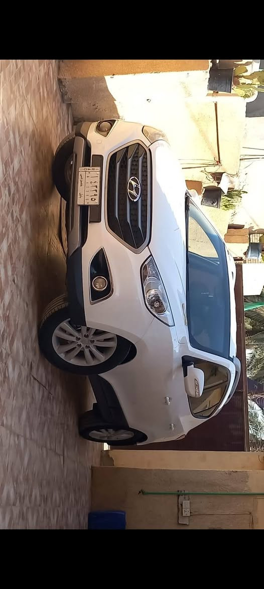 توسان خليجي.       موديل ٢٠١٤
سياره حلوه وجاهزه 

رقمه بابل بأسمنه 

مكينه كير صدر تبريد تايرات خير من الله 

مكينه ٢٤٠٠ 

كلشي واضح عندك بل السونار 

مكانه بغداد الرصافه 
سعره ١٤٣ وبيه مجال حك الجيه

***********
***********
