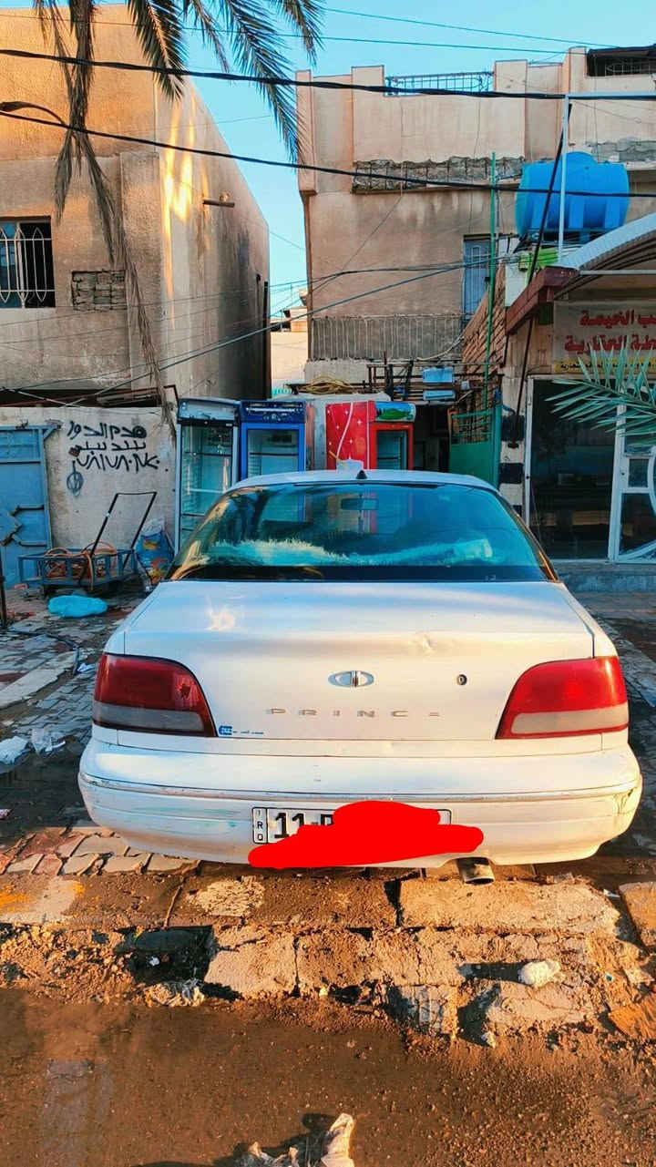 برنس موديل 1996
سياره مال بيت نظيفه 
رقم بغداد الانكليزي الجديد باسمي تحويل ثاني يوم 
حداديه جديده 
تخم تايرات جدد 
باتري جديد 
سياره مرتبه و جاهزه 
سعر 37 ورقه 
عنوان بغداد حريه دور نواب ضباط شارع المشجر 
رقم الهاتف ***********
