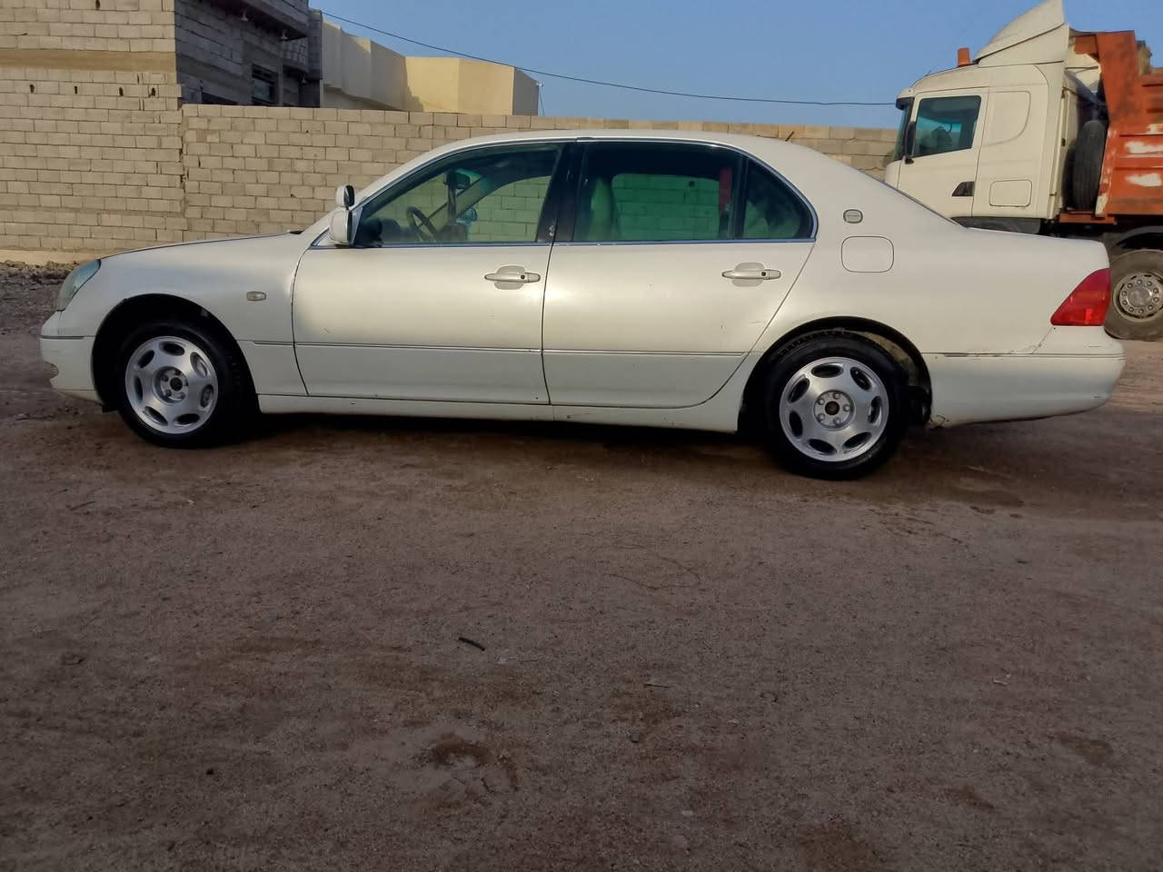 السلام عليكم للبيع تويوتا سلستور لكزز ادوات ادوات متومة شمالي طبق الاصل مديل 2004 مكفوله من الكص والضربة و السرقة مكينه وكير vvt 2500 السعر 37 المكان بصره زبير *********** اي استفسار الخدمة علما المكينه بيها بداية بكن
