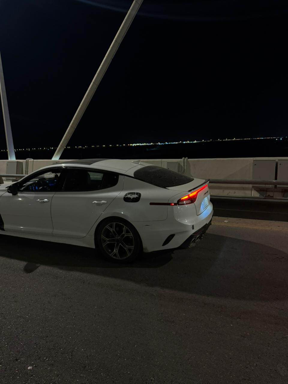 السلام عليكم كيا ستنكر مديل 2022 فول موصفات مكينه 4 ستندر معوقين بصره باقي سنه وتصير حره حادثه جاملغ وبنيد 
السعر 158 وماكو هيج سعر الرقم***********
العنوان بصره البصرة, العراق
