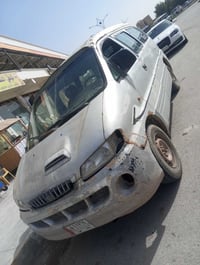 ستاركس • ٢٠٠٢ • مكفولة