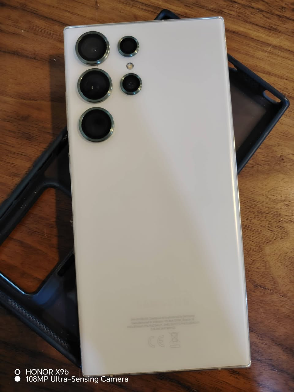 ⸻

📱 للبيع: جهاز Samsung Galaxy S23 Ultra (ألترا 23)

🔹 الجهاز نظيف جداً (جاهز استخدام)
🔹 لا داخل تصليح ❌
🔹 لا مبدل أي قطعة ❌ (أصلي 100%)
🔹 استخدام خفيف ومحافظ عليه

📦 المحتويات:
✔️ الكارتونة الأصلية
✔️ جميع الملحقات كاملة
✔️ كرت الضمان موجود

💯 الجهاز مضمون وما بيه أي مشكلة

💰 السعر: 850 (وبي مجال بسيط )

📍 الموقع: النجف

📞 للتواصل :***********
