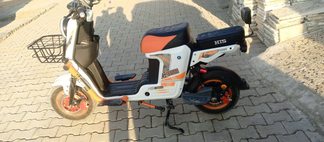 دراجه شحن اللبيع موديل 25 واي 900 امدرعه سعر 400 قفلها الاتصال على الرقم ***********
