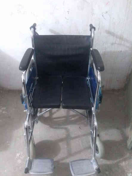 جربايه وكرسي مال مريض قيم بما يرضي الله مكان شارع المدينه ***********
