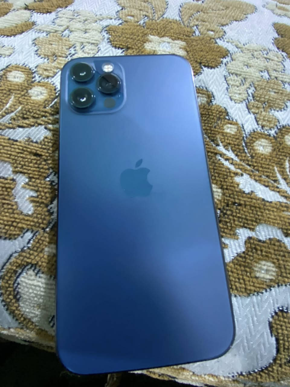 ايفون ١٢ برو كفاله كفاله فول مضافه وتر سعر ٣٠٠ وبي مجال لشراي نضيف كلش كله بلاد ب٧٣ بلاد الجهاز بيع أو مراوس حسب الرغبه *********** عنواني الزبير
