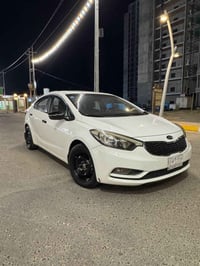 سيراتو ٢٠١٤ • ١٦٠٠ • رقم بغداد