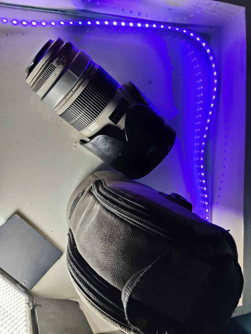عدسة كانون 70-200 فرجن 2 
F2.8
الحالة الخارجية كما موضح بالصور 

لا يوجد بها عي عيوب 

معاها الهود الأصلي والكاب الخلفي والجراب 

السعر ١٩٥٠٠ 🎇🎇🎇

للتواصل 01116961705 شبرا الخيمة قسم 2, القليوبية


**إذا كنت صاحب هذا الإعلان وتريد حذفه لأي سبب، رجاءا أرسل رسالة إلى الدعم الفني**
