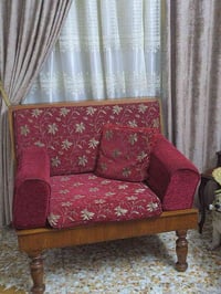 للبيع تخم قنفات عدد 4  ميز زاويه عدد1   القنفات خام صاج اصلي مدوشم شغل...