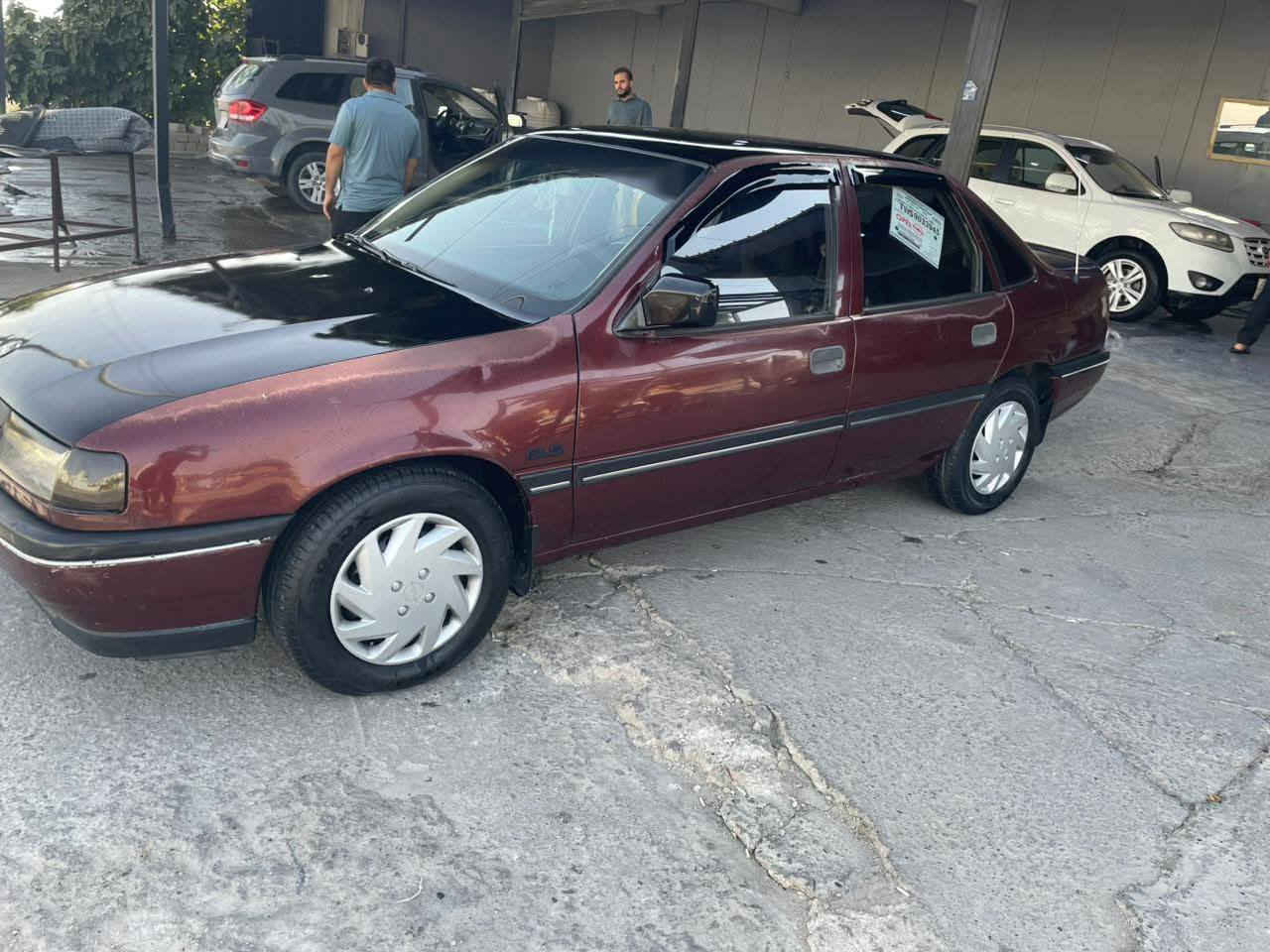 سياره فكترا موديل 91 بلا دعم بلا صبغ رقم دهوك شرط تحويل وكاله سياره مال بيت نضيفه كلش كير توماتيك حجم 18 السياره بدهوك  السعر ٤٤ ومجال قليل رقم ***********
