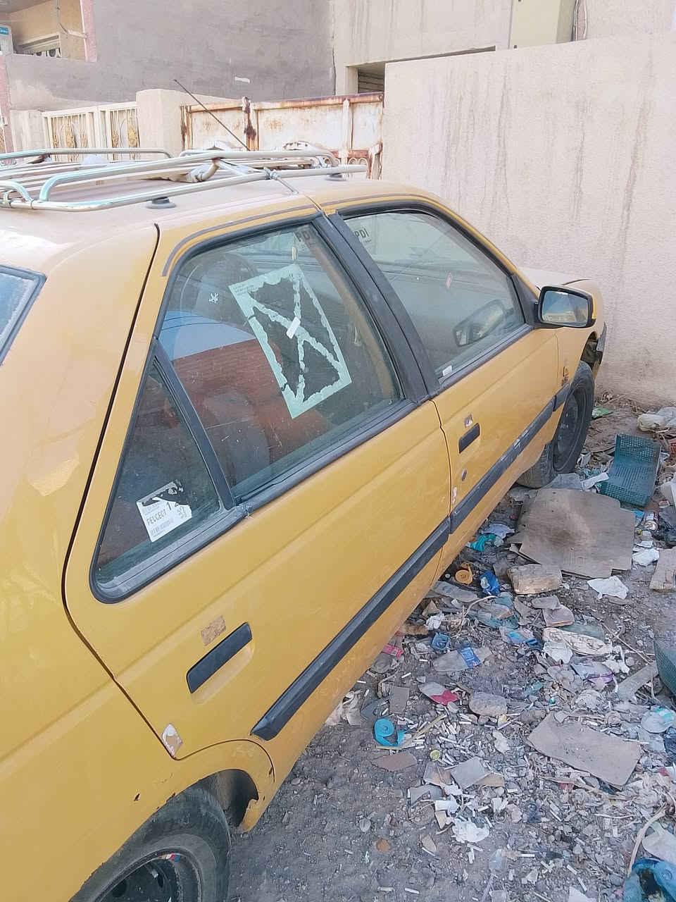 السلام عليكم بيجو لميس للبيع موديل 2015 رقم بغداد مصفره هيئه وغرامات تحويل ثاني يوم كير ومكينه جديد وكشر هم جديد احلى من الصور السعر 38 وبيعه مجال للتواصل ***********
