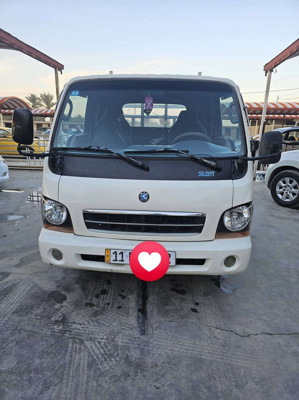 السلام عليكم
كيا ام عيون موديل 2002سياره جاهزه مجهزه ما بيه نقص تحويل ثاني يوم رقم نكليزي مكينه جديده كير جديد  صدر حلو  مكان سياره يوسفيه سعر سياره 75وبيه مجال ***********\***********
