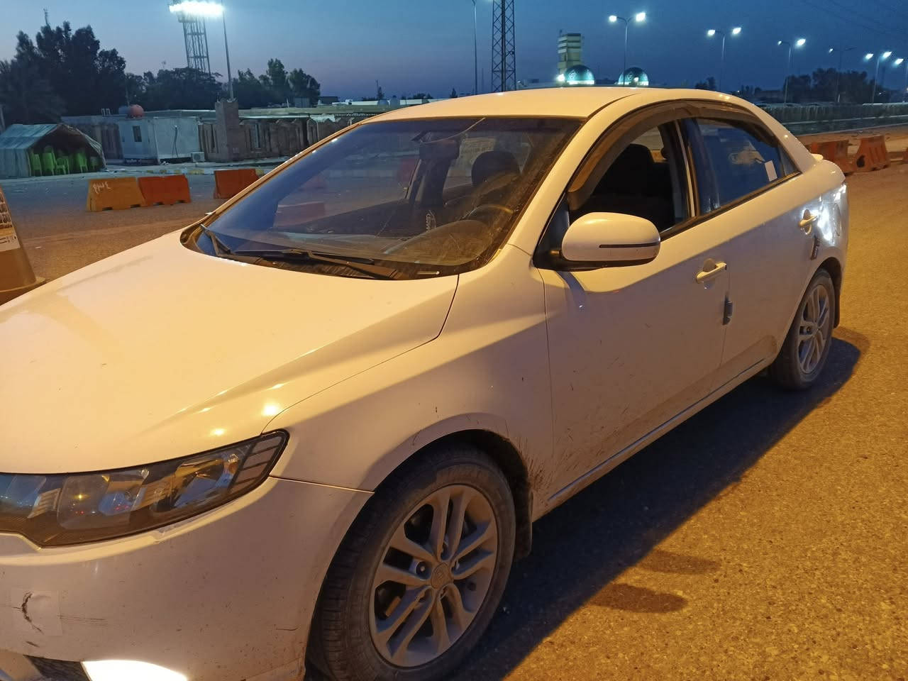 سيراتو 11 جاهزه بيها صبغ فقط الي ماشره مكاني بابل معروضه 92بيها مجال ست نمر كيرها رقمي *********** رقم كربلا بسمه
