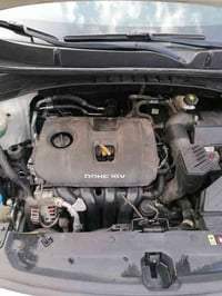 كيا سبورتج خليجي موديل ٢٠١٨  محرك ٢٠٠٠دوش  ماشيه ٨١ km السياره بيها با...