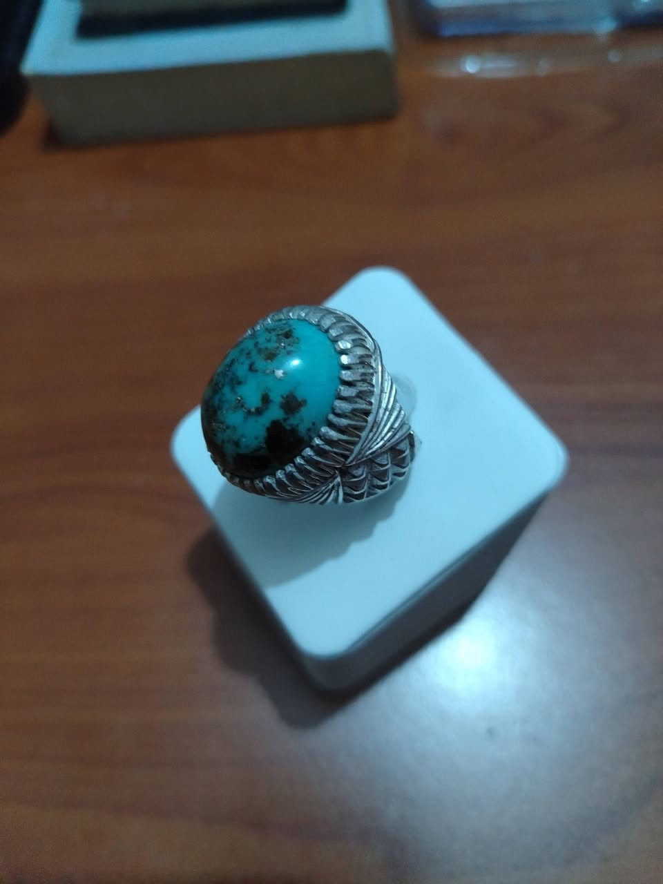 تحفه من تحف النيشابوري القياس ٢٦ الوزن ٣٧ كامل مع الحجر السعر ٣٥٠ الف


**إذا كنت صاحب هذا الإعلان وتريد حذفه لأي سبب، رجاءا أرسل رسالة إلى الدعم الفني**