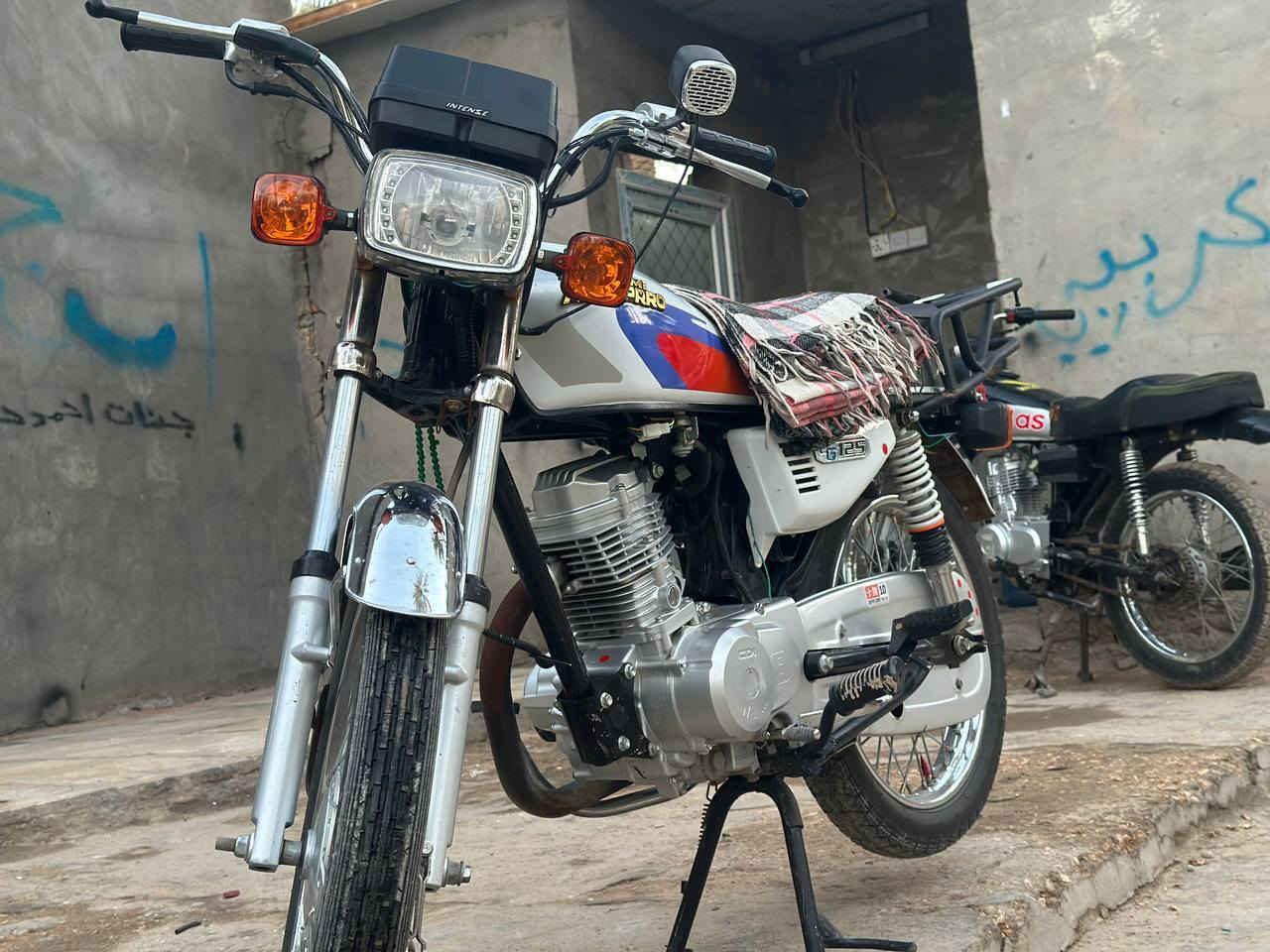 سلام عليكم شباب دراجه اربعه كير للبيع نامه متياز باب اول أوراق اسكنر مو استنساخ كرتوني اخو الصولي موديل 2025 دراجه كامله او مالبيهه كل نقص السعر ٦٥٠ او بيه مجال رقمي ***********
