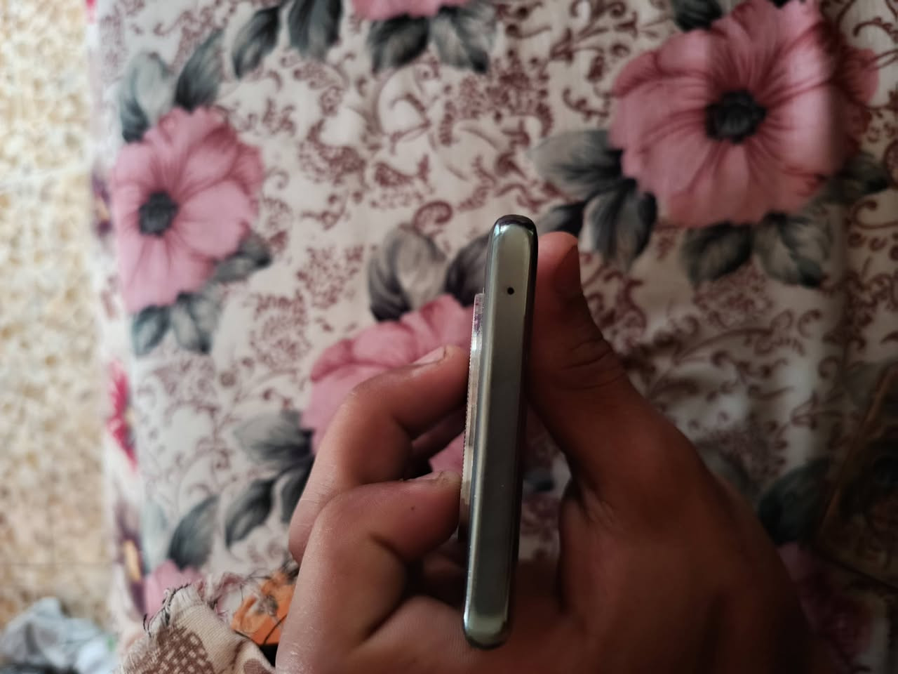 السلام عليكم هونر اكس 9bG5 ذاكرة 256 رام 20 /12+8 بطارية 5800 جهاز اخو الجديد بس بي هذا الفطر بالجامه مال كامرة يتصلح ب 5 جهاز مامفتوح ولا واصل مصلح السعر 250 وبي مجال


**إذا كنت صاحب هذا الإعلان وتريد حذفه لأي سبب، رجاءا أرسل رسالة إلى الدعم الفني**