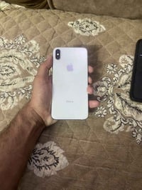 ايفون اكس ماكس ٢٥٦ • ابيض • بدل اندرويد