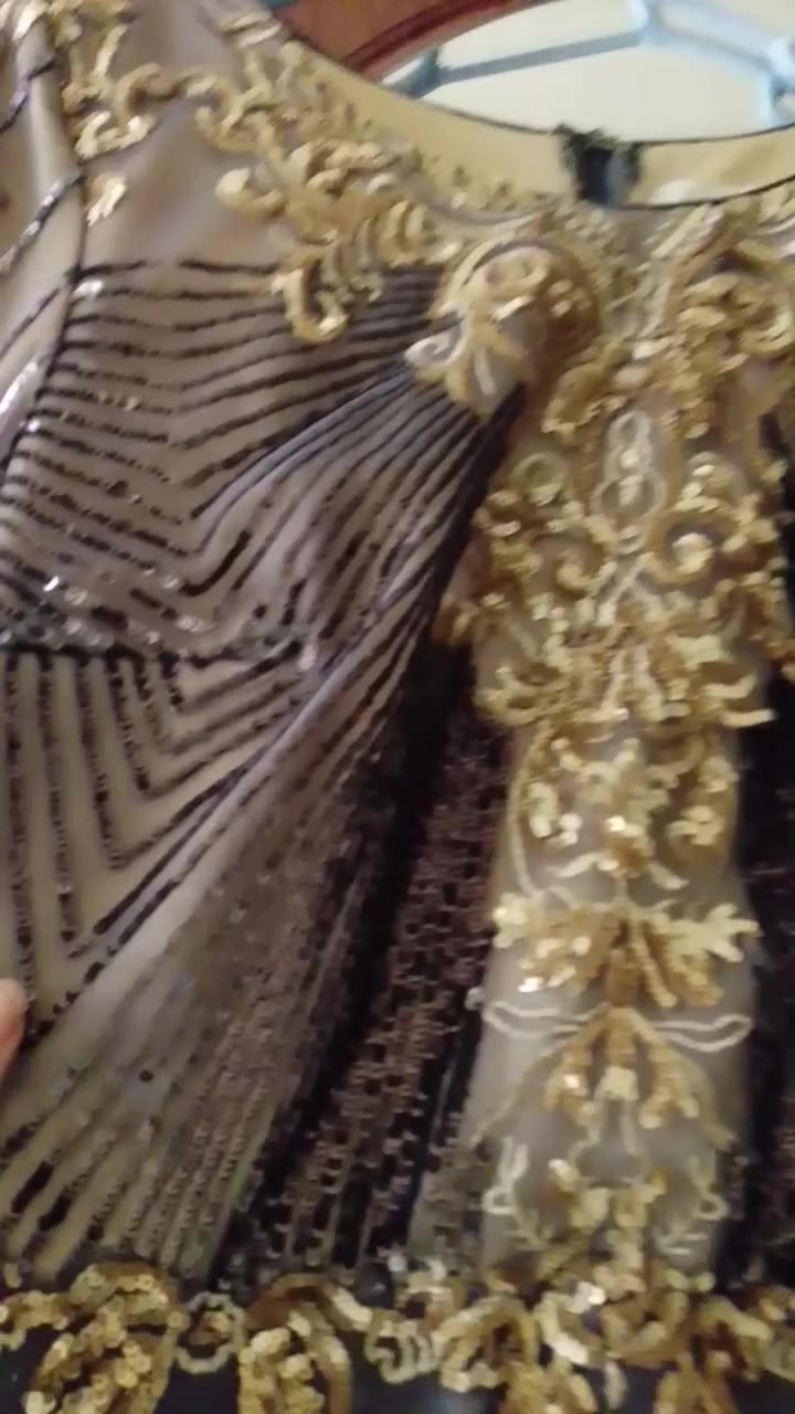 فستان مناسبات للبيع 
قياس ٤٠ /٤٢ ملبوس مرتين 

وبي بطانه ثكيله 

فقط يحتاج كوي ب اوتي بخار 

اكو توصيل ٥


**إذا كنت صاحب هذا الإعلان وتريد حذفه لأي سبب، رجاءا أرسل رسالة إلى الدعم الفني**