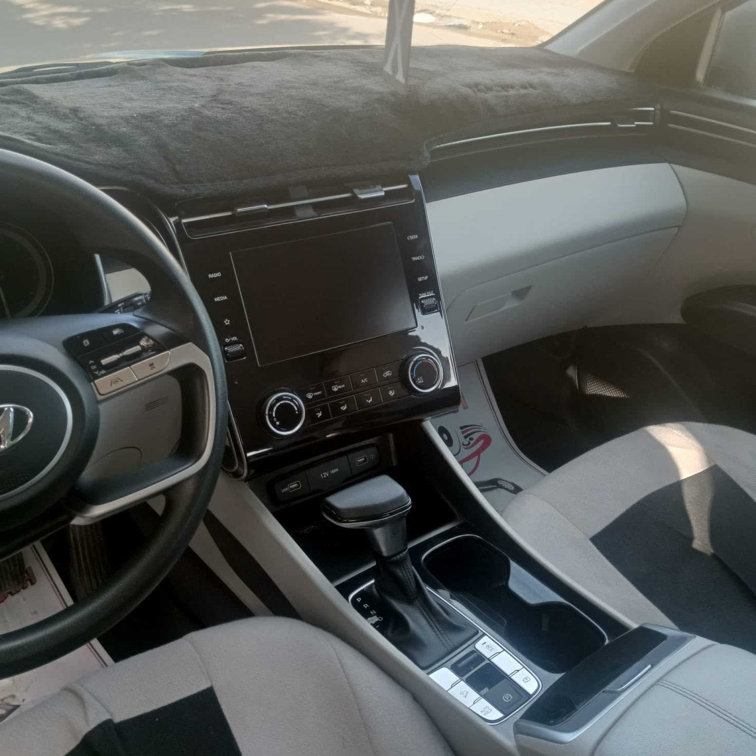 توسان 2024 نص فول ماشية 16 رقم بغداد بسمي حادثها شبر طخة في الباب الخلفي السيارة جديدة مكاني بغداد تحويل مباشر رقم الجديد بيع سريع السعر 180$ رقمي ***********
