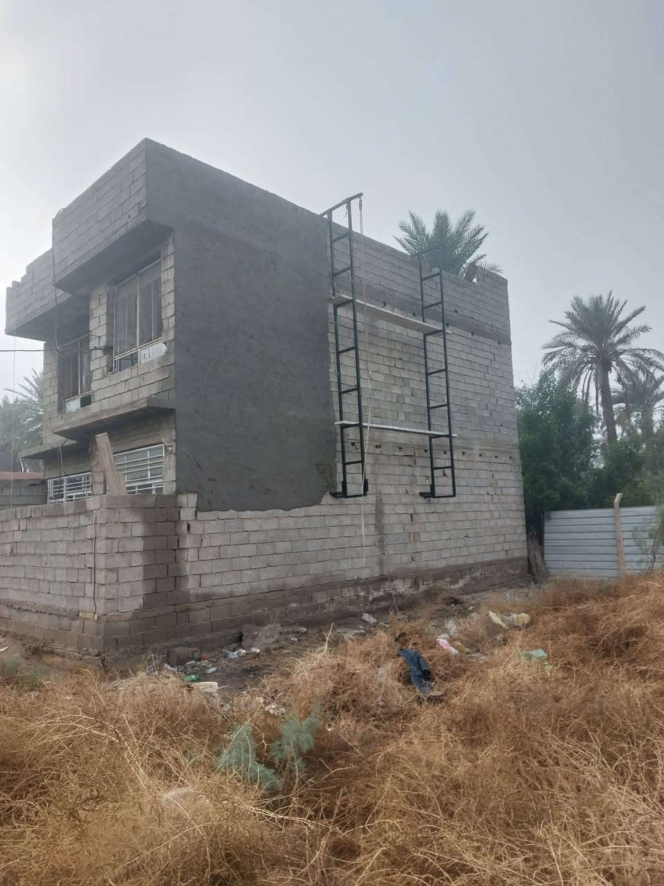 سلام عليكم سكلا ٦ امتار تعليك جديده مستخدمها بيت واحد سعرها ١٧٥ 
واتساب ***********
مكانها بغداد قرب جزيرة بغداد
