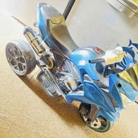 دراجه شحن نضيفه تحتاج بطاريه 50 لتواصل واتساب 07724206292