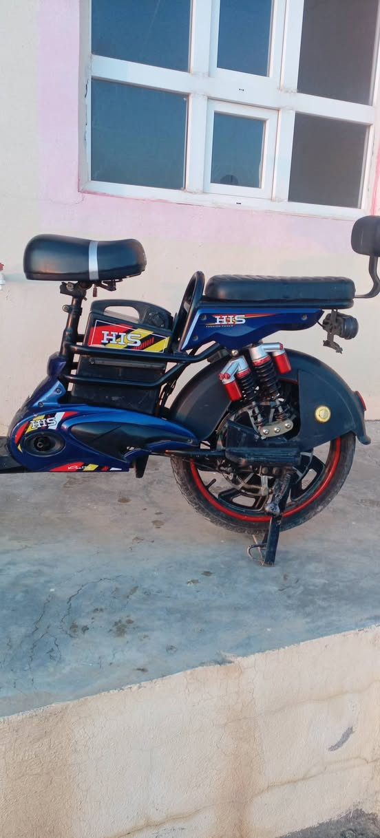 باسكيل شحن شرط بطاريات كهربائيات تأيرات جدد مكفول بشرط السعر3500 بيع مستعجل التصال على الرقم *********** تحياتي للجميع
