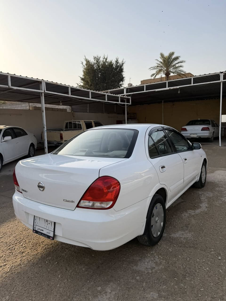 السلام عليكم
سني 2010 للبيع
محرك اسود
كير عادي 
بيه باب وجاملغ صبغ
وبيه ملاحظات بارد 
محرك كير الك الفحص
رقم انبار شرط التحويل
سعر107 وبيه مجال
وترهم مراوس حسب القناعه
***********
***********
