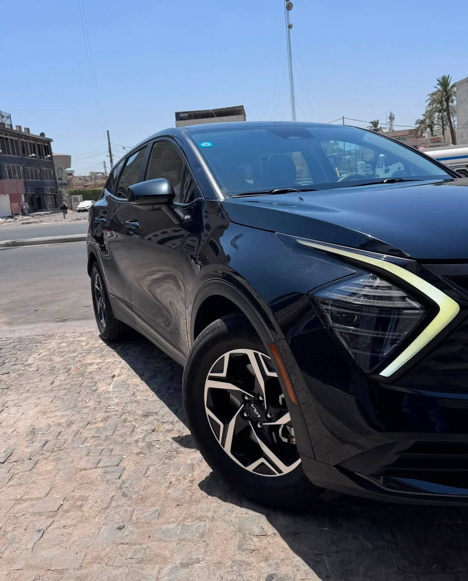 كيا سبورتج 2024 Lx
امريكي
تبديل بنيد فقط بدون ايرباك بدون دواخل وصور الحادث بالمنشور 
ماشيه ٦٥ 
تحديد مسار 
تحديد سرعه
توقف ذكي 
auto hold 
auto stop
كاميرا خلفيه 
حساسات خلفيه
٣ وضعيات قياده عادي وسبورت وذكي 
كار بلي 
بدون اي نقص 
السعر ١٨٥ وبيها مجال
مكاني المنصور لو الغزاليه 
***********
