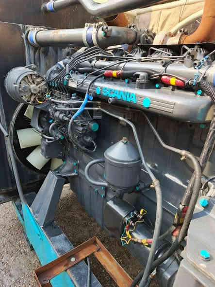 موالد سكانية نظيفه كلش 250كيفي مع تانكي 2000لتر العنوان بغداد الجديدة الرقم ***********
