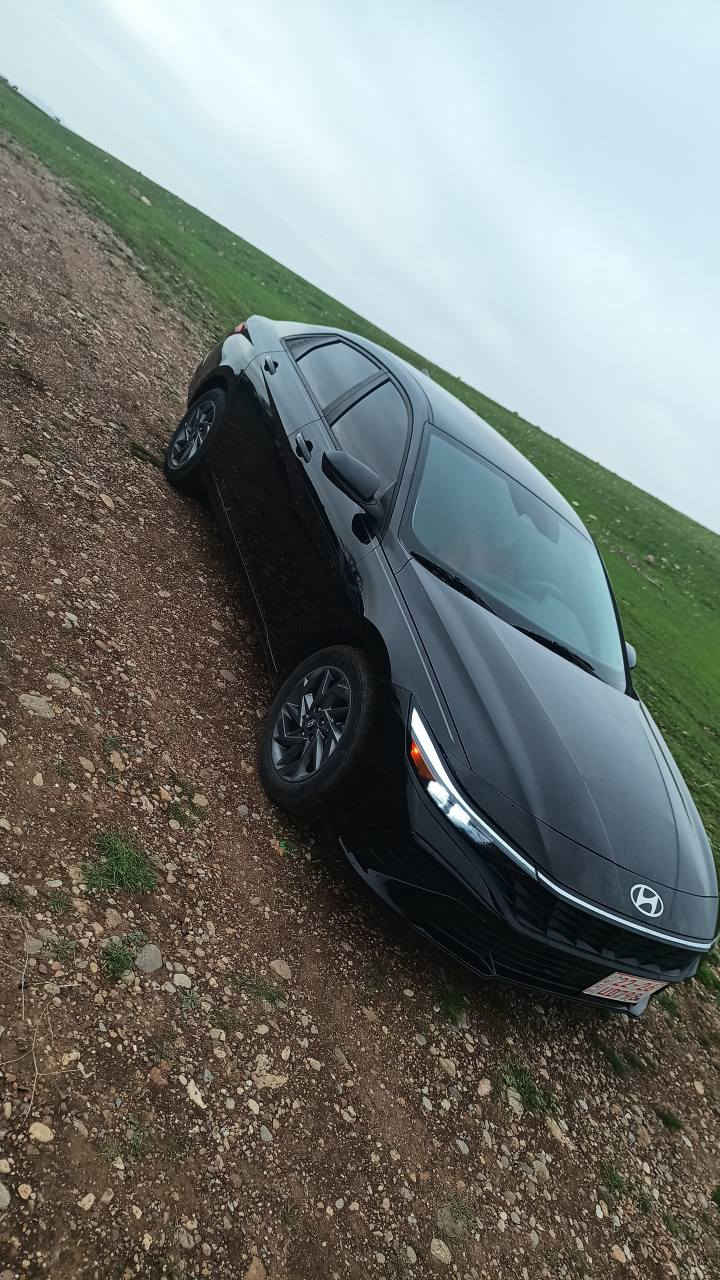 السلام عليكم 
للبيع هونداي النترا اسود 2024SEL
موصفات  نص فول
محرك 20
ماشي 23 الف ميل 
السيارة بدون سبغ بدون تعديل 
ارياك بس ستئرن طاك راجع سيستم
سياره بدون شخوط و رصعات و بقصات 
سياره بدون رقم ترقيم شمالي فقط 
تكلفة رقم 11.5 ورقه ونص
ملاحظة لينك الحادث👇
https://bid.cars/en/lot/1-69603475/2024-Hyundai-Elantra-KMHLM4DG1RU670089
اي استفسار عن سيارة خاص او واتساب مفتوح 

السعر 148وه ره قه ومجال 
اخوكم شلال كوردى
*********** واتساب اتصال 
عنوان أربيل معارض السيارات شارع 100 أربيل, العراق
