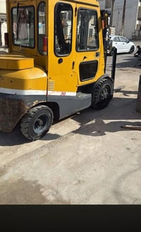 رافعه شوكيه 2015للبيع مكفوله السعر 135وبيها مجال مكاني بغداد قرب مطار ...