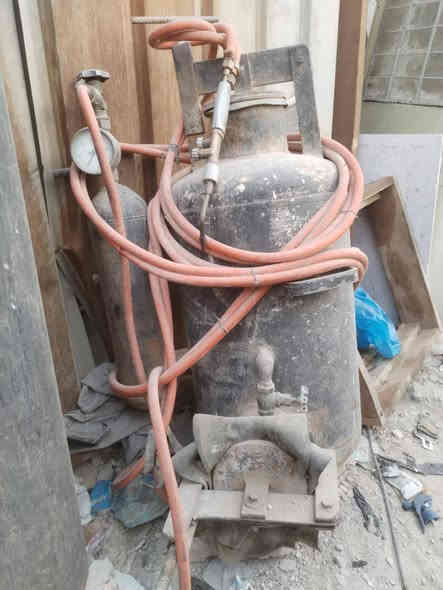 السلام مع جنيته عليكم بطل اوكسجين مع صونده ويده مع جنيتر للبيع السعر 300 قفل مكاني كربلاء هنديه للتواصل ***********
