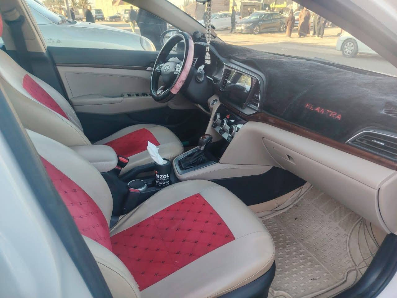 النترا 19 قطعتين جاملغ خلفي وباب صبغ سياره فول مواصفات واحد عل واحد مكاني بابل ابو غرق سياره نضيفه أكثر من صور سعر ١٣٨ وبيه مجال بسيط ***********
