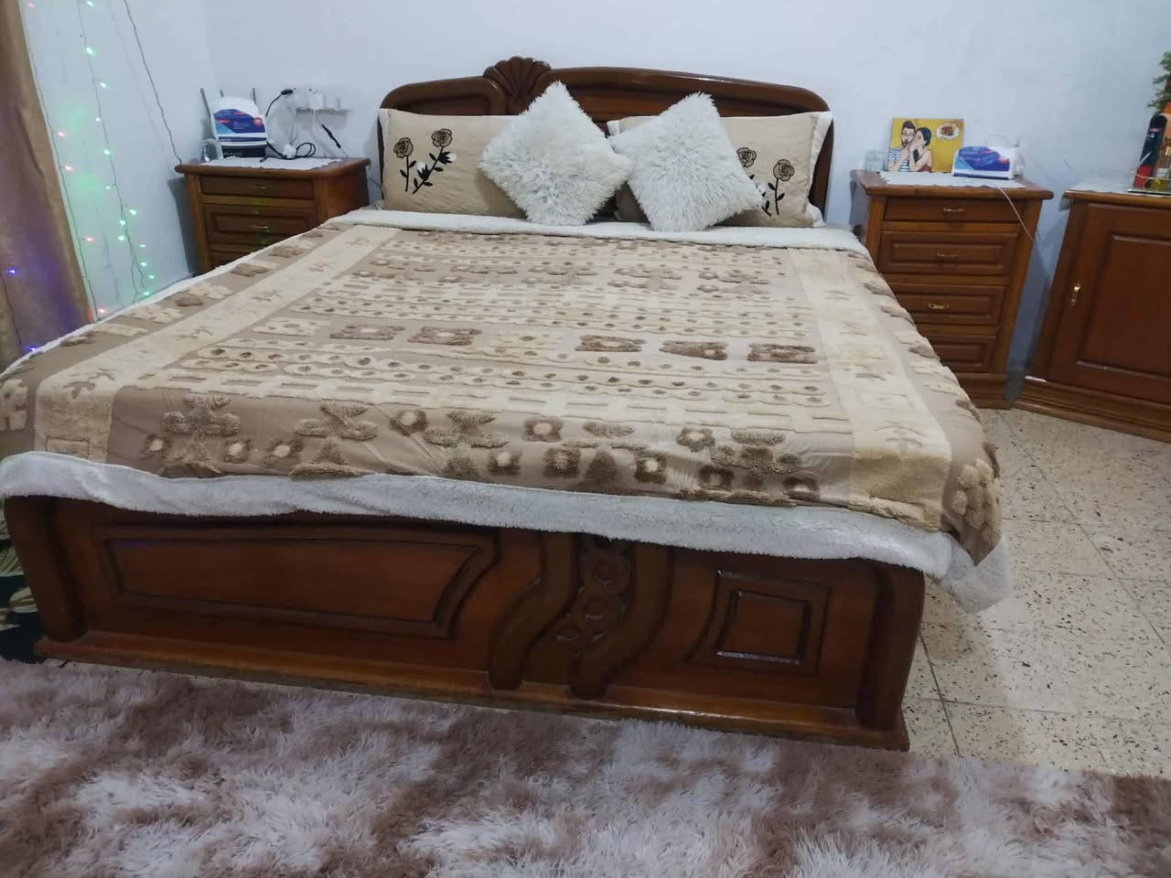 غرفة نوم صاج حطاطه  للبيع المستعجل ***********
