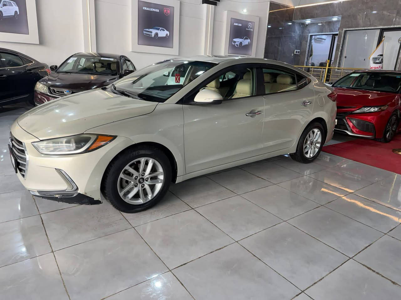 النترا 2017 رقم اربيل فول مواصفات بصمه سلايت كشنات جلد خزن ميموري فول الول قطعتين صبغ بدون دواخل محرك ٢٠٠٠دوش جاهزة من جميع نواحي ***********
