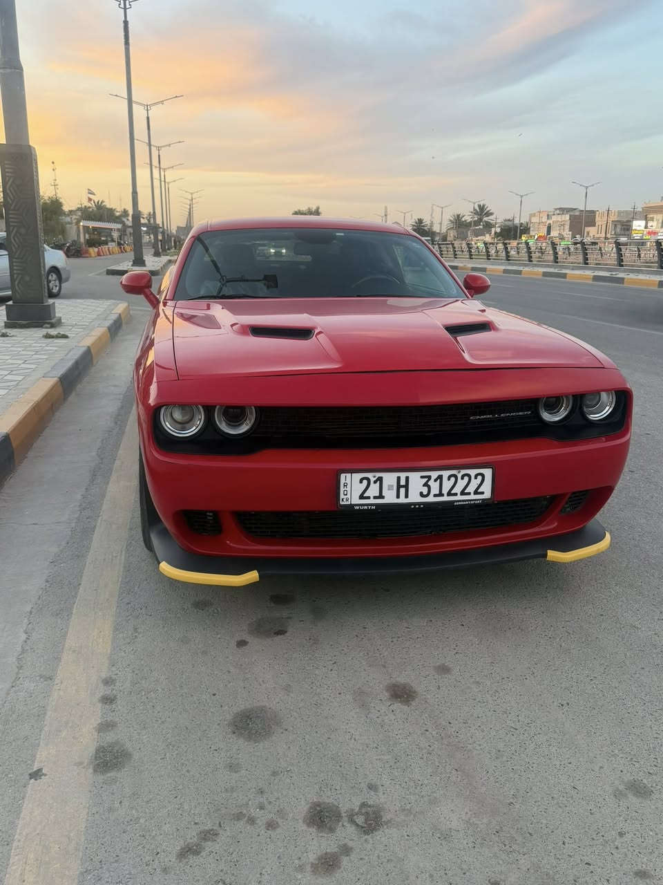 السلام عليكم
جالنجر 2023 sxt 
رقم  سليمانيه بسمي
بيها جاملغ امامي صفحه سايق فقط ومبدل اصلي نفس لون 
ماشيه 36
كير محرك كله بشرط السياره جاهزه على اخر حبايه
العنوان /ديالى بعقوبه 
 للاستفسار واتساب او تصال ***********
