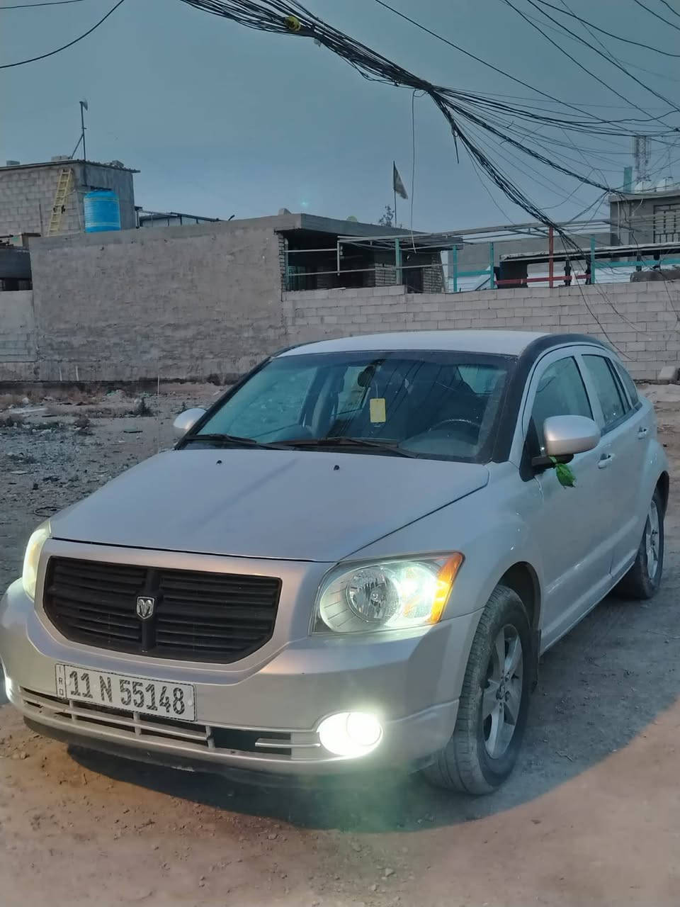 السلام عليكم دوج موديل 2007 سياره خير من الله كير مكينه تخم تاير وين ميعجبك طك سويج وطلع مكاني بغداد قرب مجمع بسمايه ***********اتصل ودلل
