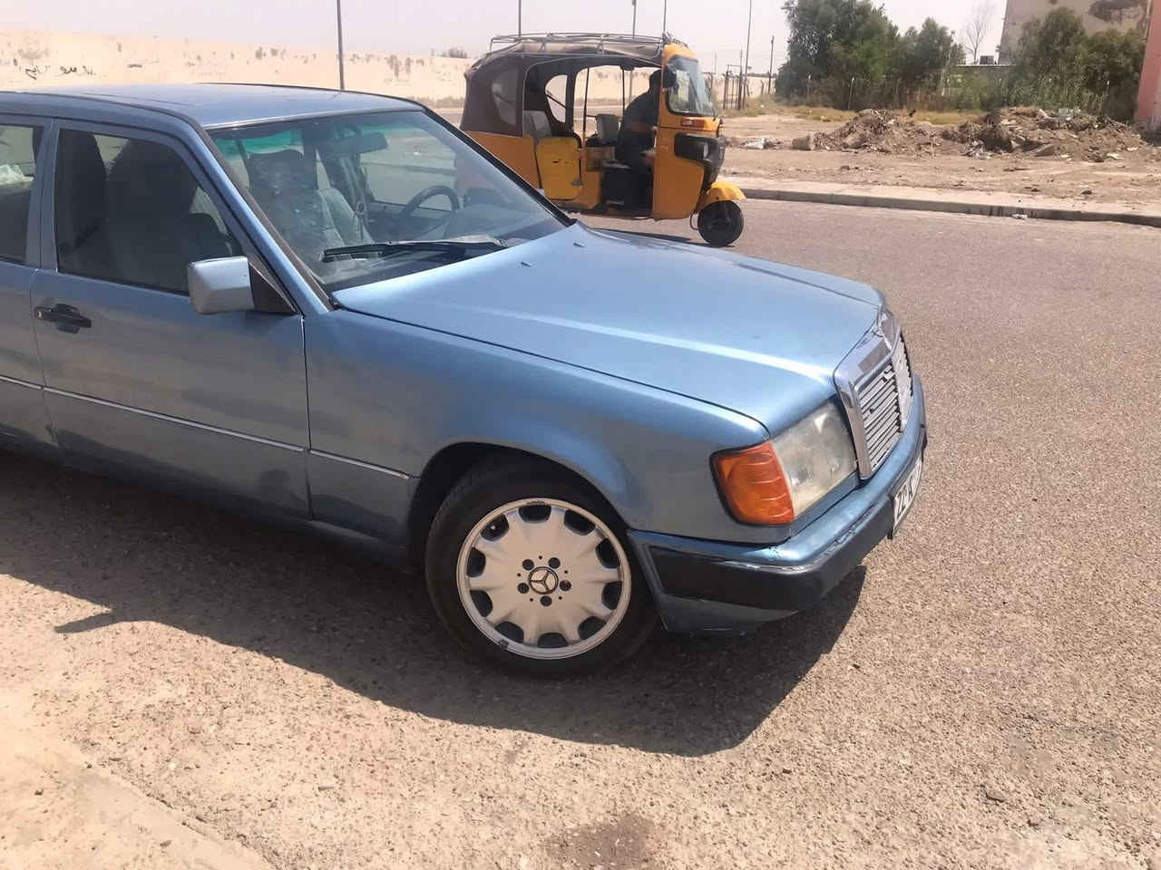 السلام عليكم عندي مرسيدس دب  محور vvt3000للبيع  او المراوس اربيل*********** للاتصال
