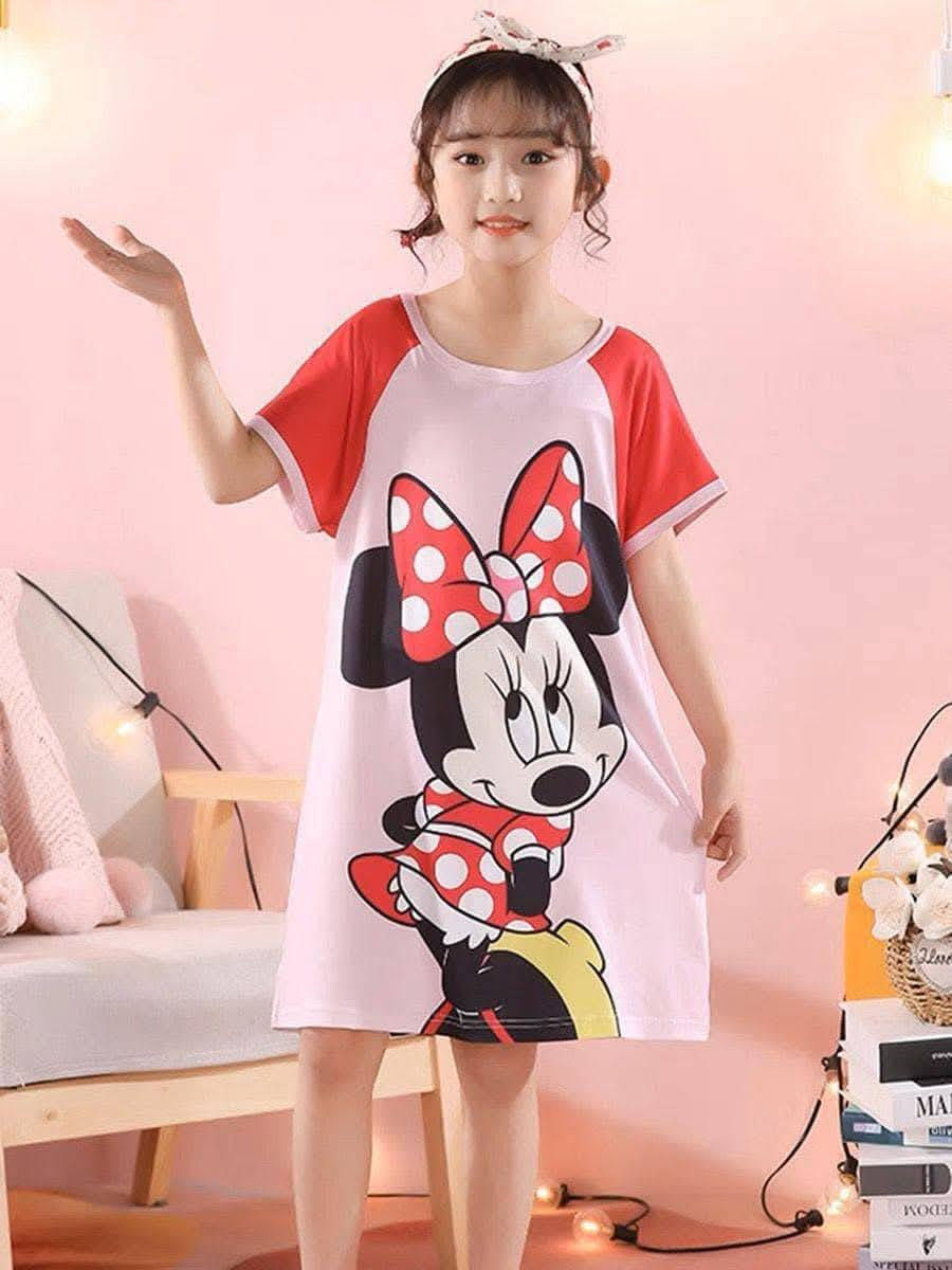 دشداشة بناتي قصيرة ناعمة ومريحة 💕
بتصميم لطيف من شخصية  من ديزني
تلبس عمر ٣-٩ سنه السعر ٦ الألف فقط 
👗 قماش قطني مريح
🎀 ألوان هادئة وجذابة
🧒 مناسبة للبيت والطلعات
📏 متوفرة بعدة مقاسات
خلي طفلتك تتألق بأحلى إطلالة 🌸


**إذا كنت صاحب هذا الإعلان وتريد حذفه لأي سبب، رجاءا أرسل رسالة إلى الدعم الفني**